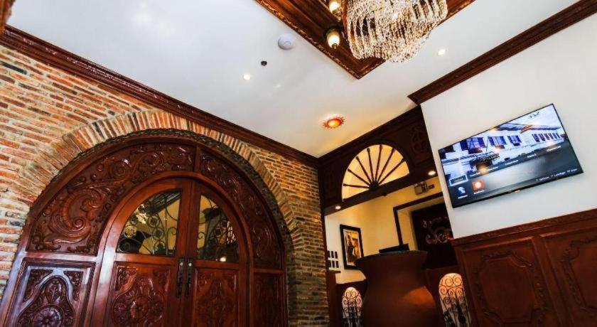 Hotel Luna Annex Виган Экстерьер фото